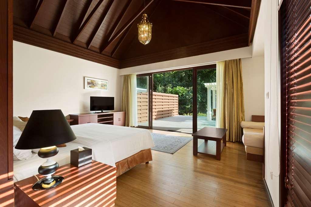 Furaveri Island Resort And Spa Muravandhoo الغرفة الصورة