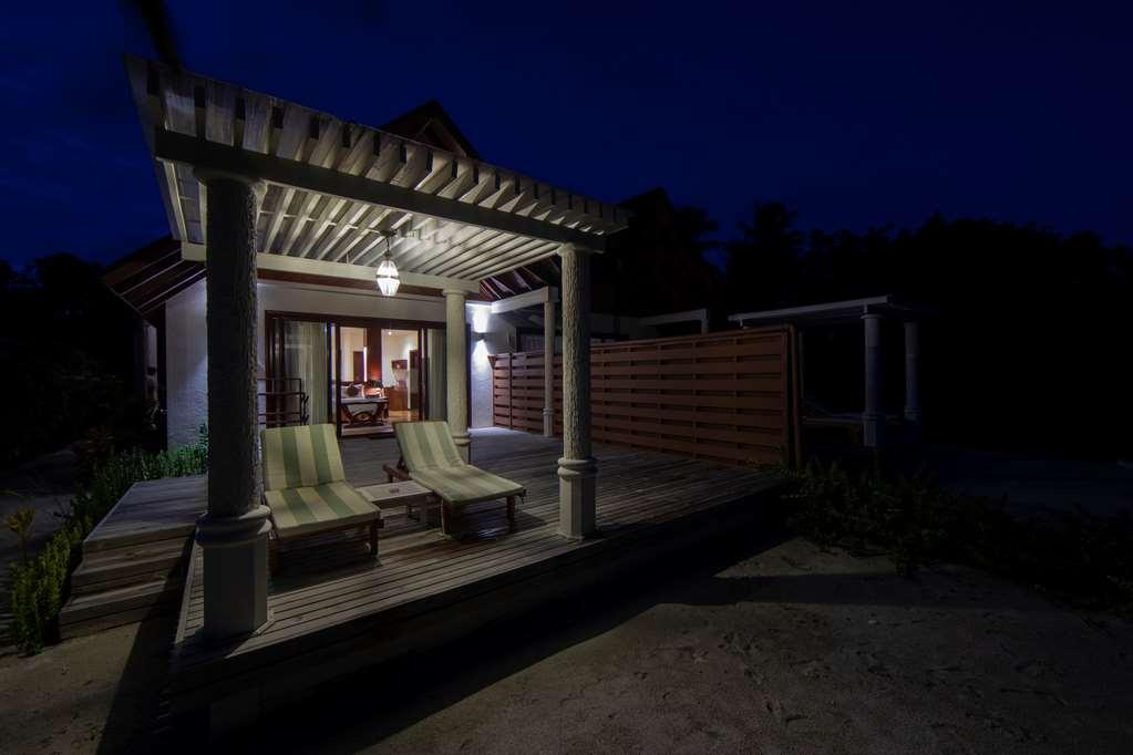 Furaveri Island Resort And Spa Muravandhoo الغرفة الصورة