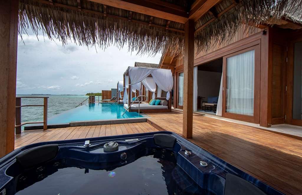 Furaveri Island Resort And Spa Muravandhoo وسائل الراحة الصورة